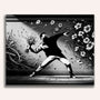 Flower throw - Banksy